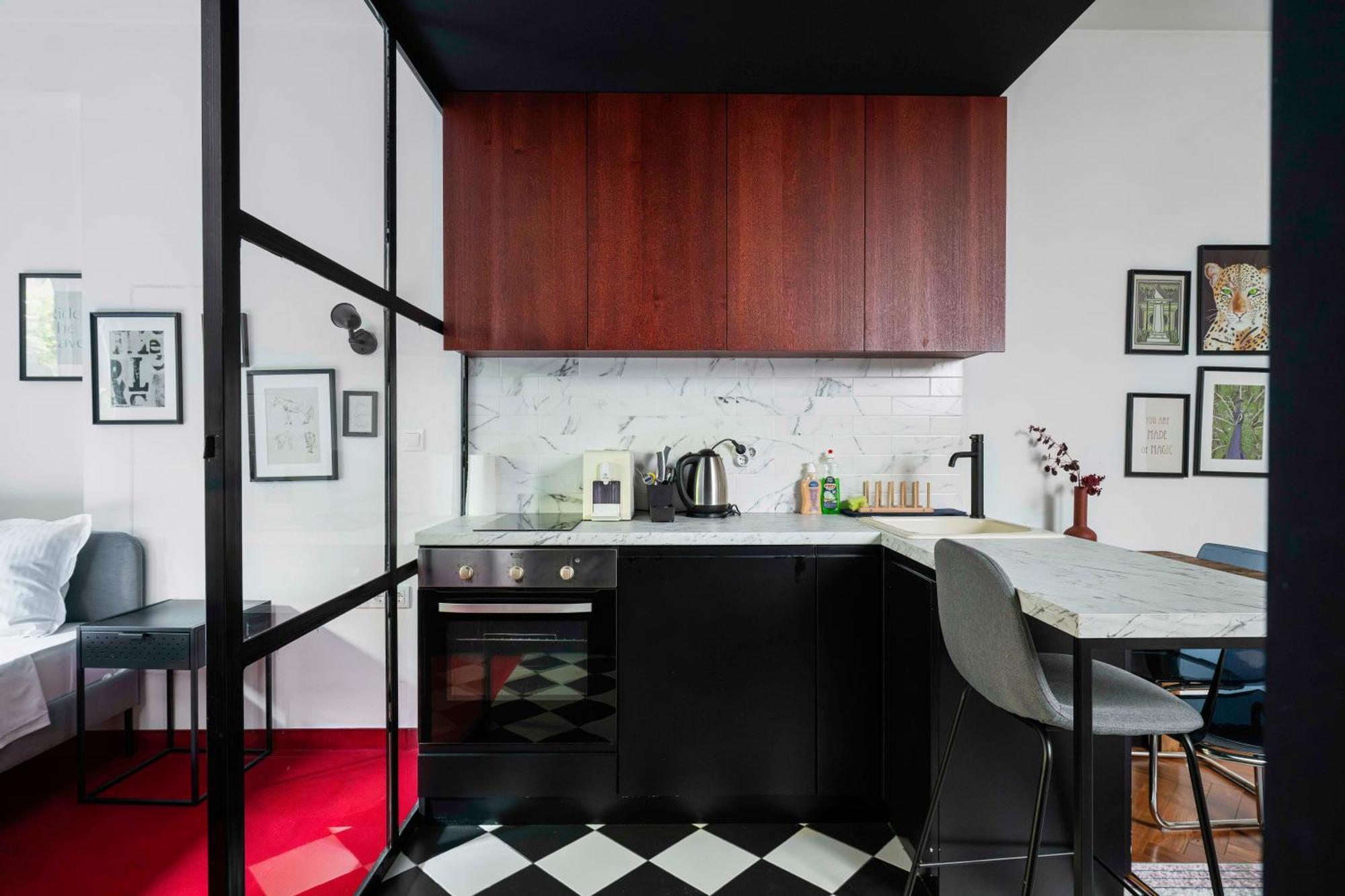 Central Art-Inspired Flat With Private Garage Sofia Exterior photo